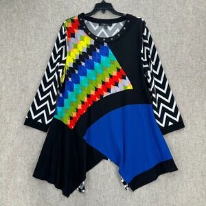 Caleesa 1X Tunic Top‎ Stretchy Rainbow Geometric Chevron Asymmetrical Grommet